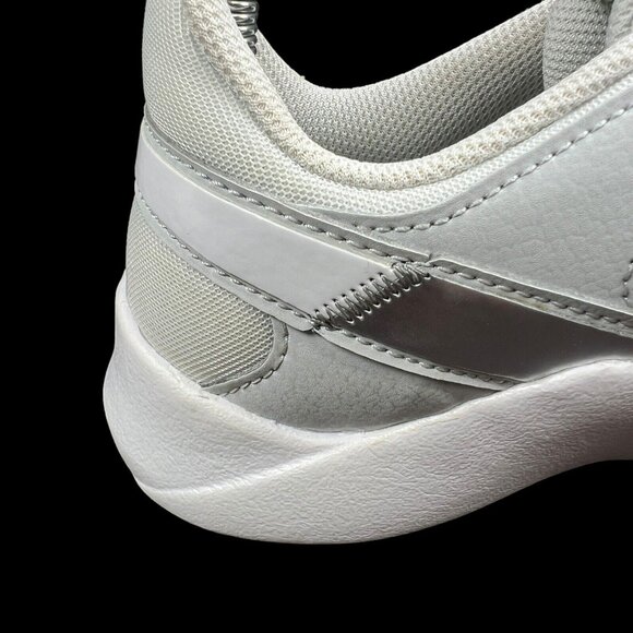 Nike Legend Essential 2 Photon Dust Metallic Silver Shoes CQ9545-012 Womens Sz 7 - Picture 11 of 12